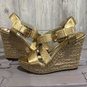 Michael Kors “Giovanna Wedge”-size 7